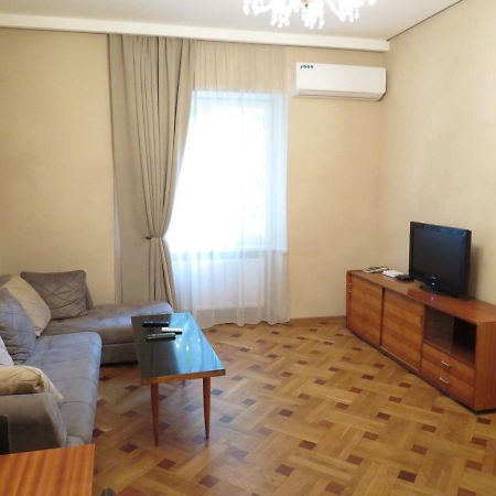 Three Rooms Apartment Tbilisi Exterior photo