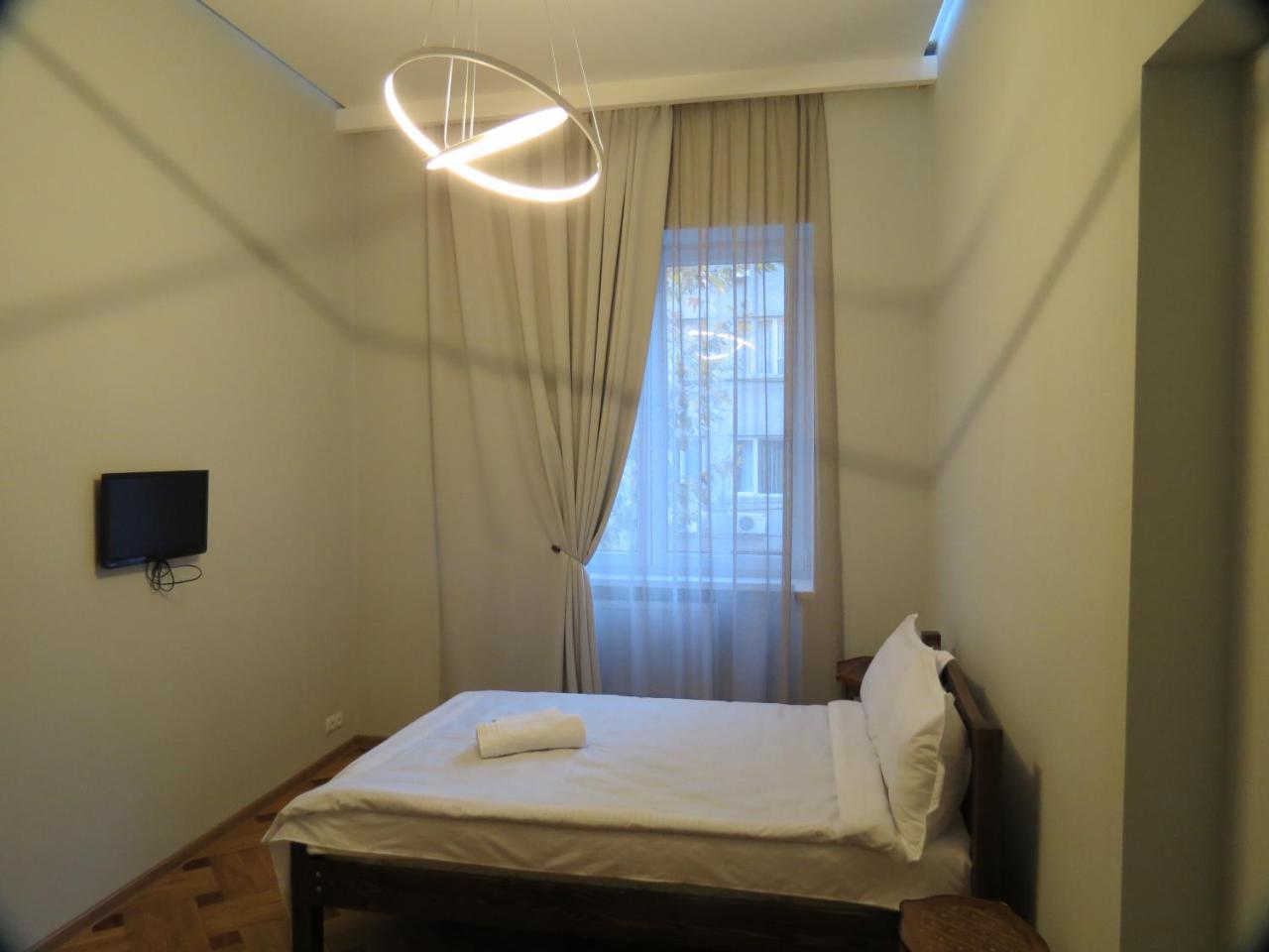 Three Rooms Apartment Tbilisi Exterior photo